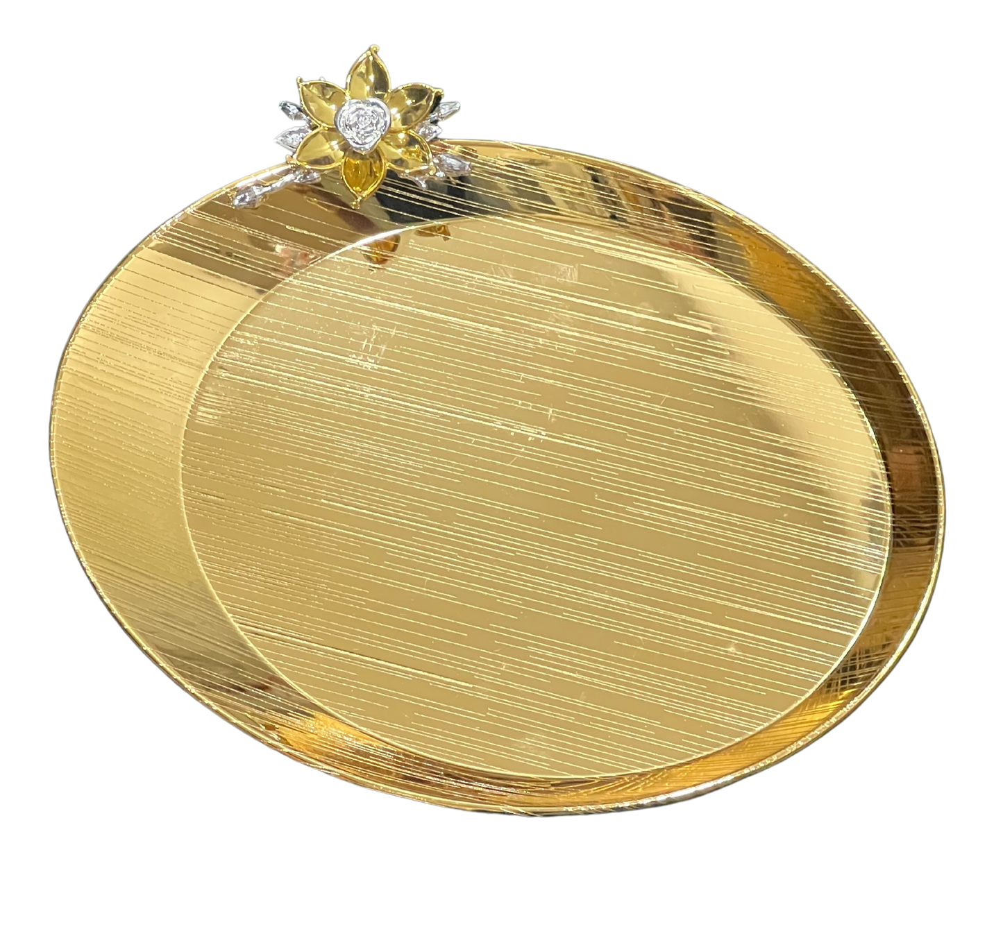 Hiluxe Gold Plated Designer Premium Platter, Tray, Oval | Ideal For Serving, Gifting, Decoration | Gift Box - Premium Gold Plated Platter from Hiluxe - Just Rs. 944! Shop now at Surana Sons